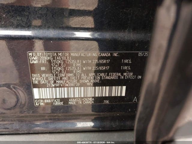 2025 TOYOTA RAV4 XLE 9
