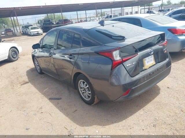 2020 TOYOTA PRIUS LE 3