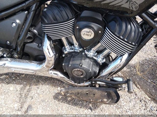 2022 INDIAN MOTORCYCLE CO. CHIEF BOBBER ABS 8