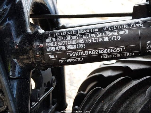 2022 INDIAN MOTORCYCLE CO. CHIEF BOBBER ABS 10