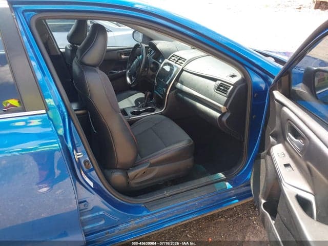 2017 TOYOTA CAMRY SE 5