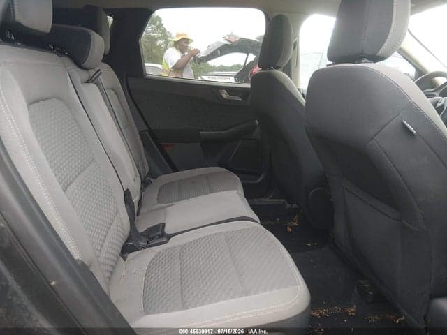 2020 FORD ESCAPE SE 8