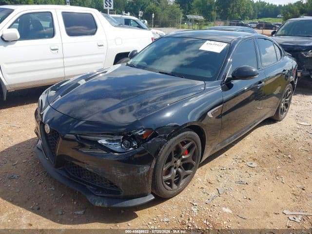 2021 ALFA ROMEO GIULIA AWD 2