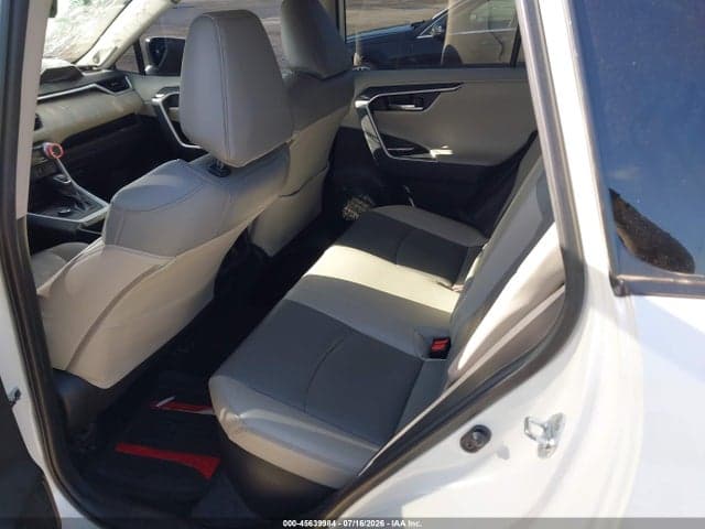 2021 TOYOTA RAV4 HYBRID LIMITED 8