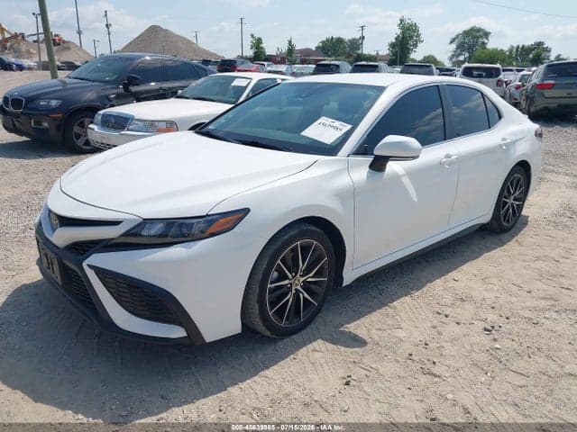 2023 TOYOTA CAMRY SE AWD 2