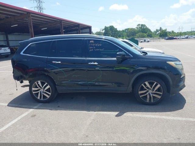 2017 HONDA PILOT TOURING 13