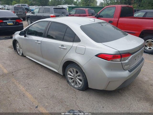 2024 TOYOTA COROLLA LE 3