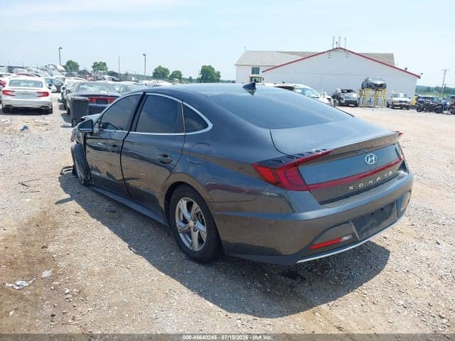 2023 HYUNDAI SONATA SE 3