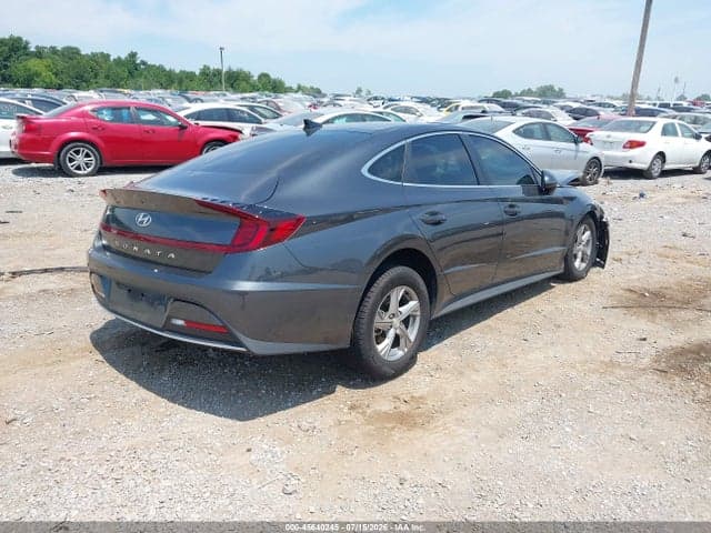 2023 HYUNDAI SONATA SE 4