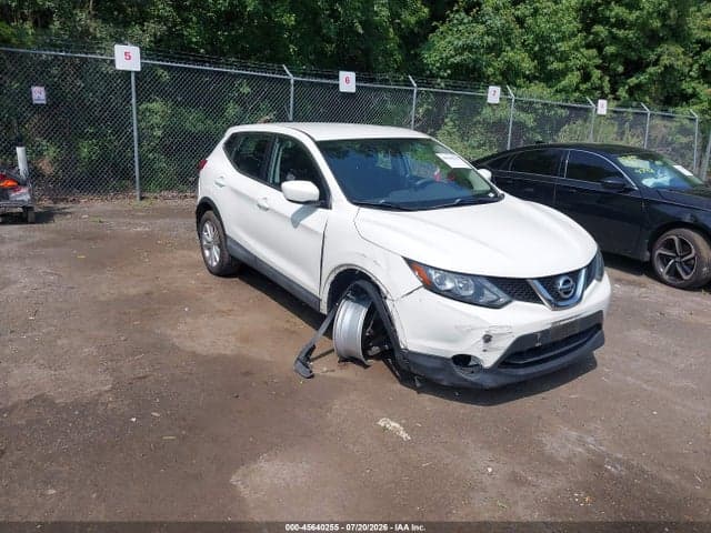 2017 NISSAN ROGUE SPORT S