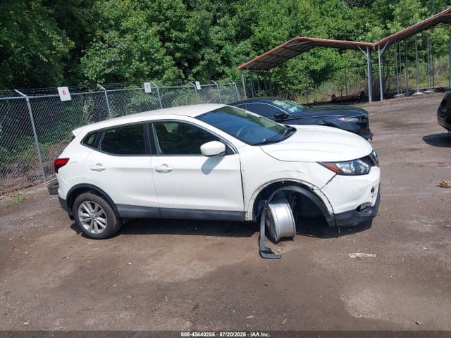 2017 NISSAN ROGUE SPORT S 14