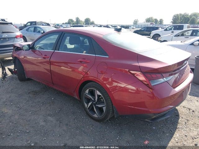 2023 HYUNDAI ELANTRA 3