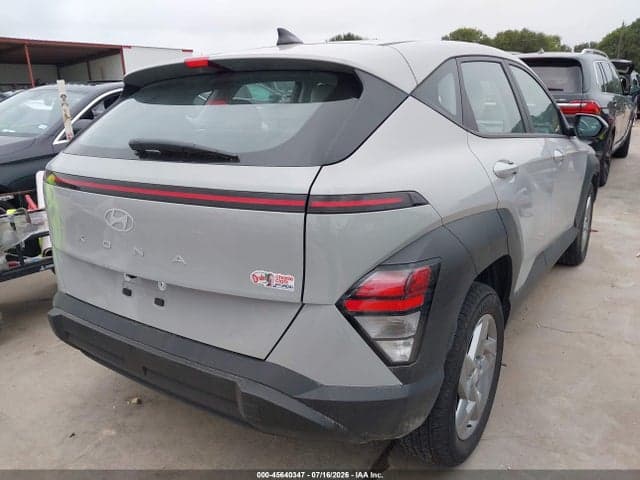 2026 HYUNDAI KONA SE 4