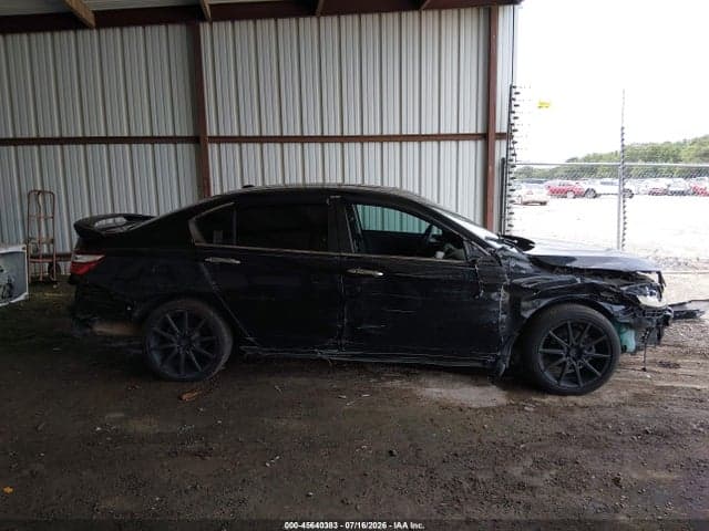 2017 HONDA ACCORD EX 12