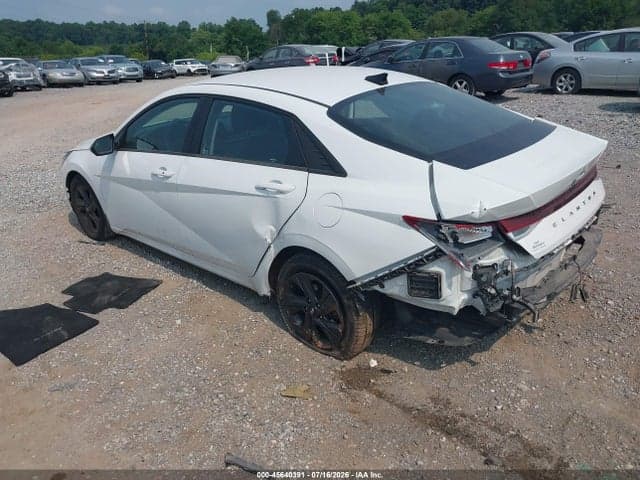 2023 HYUNDAI ELANTRA SEL 3