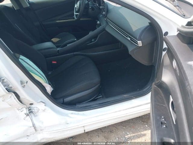 2023 HYUNDAI ELANTRA SEL 5