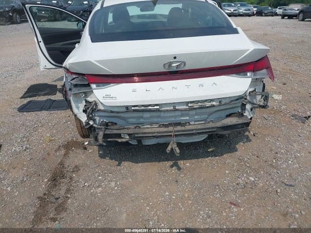 2023 HYUNDAI ELANTRA SEL 6