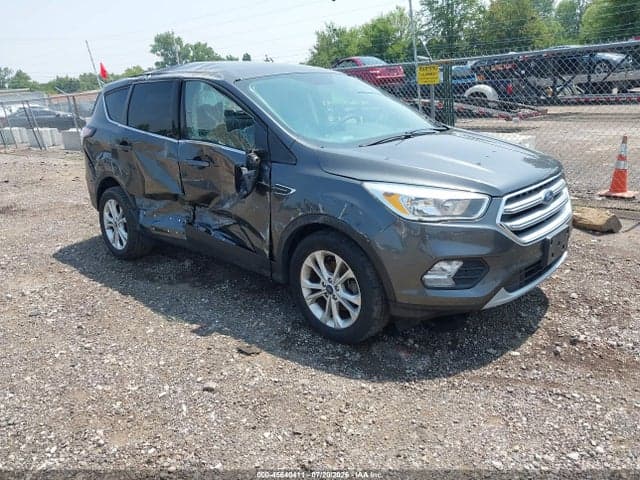 2017 FORD ESCAPE SE - 1