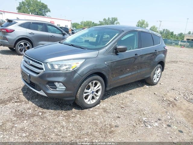 2017 FORD ESCAPE SE 2