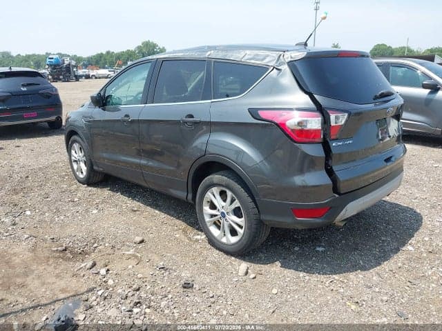 2017 FORD ESCAPE SE 3