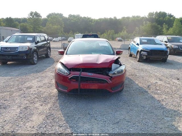 2017 FORD FOCUS SE 12