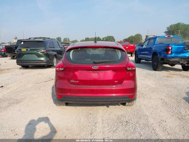 2017 FORD FOCUS SE 16