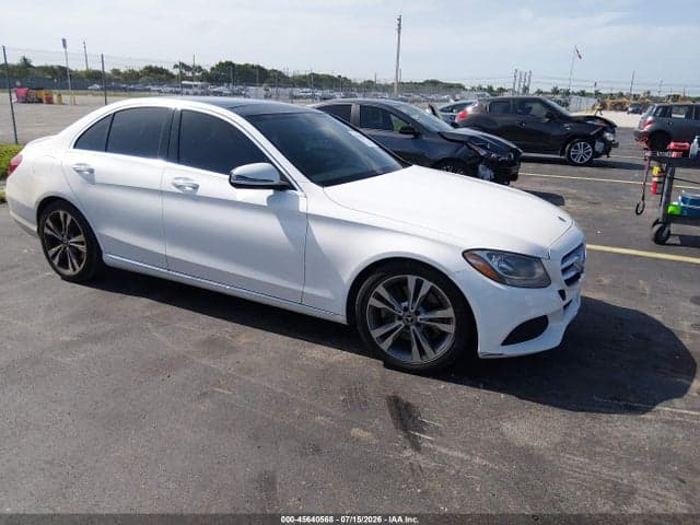 2018 MERCEDES-BENZ C 300 - 1