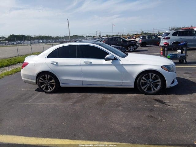 2018 MERCEDES-BENZ C 300 13
