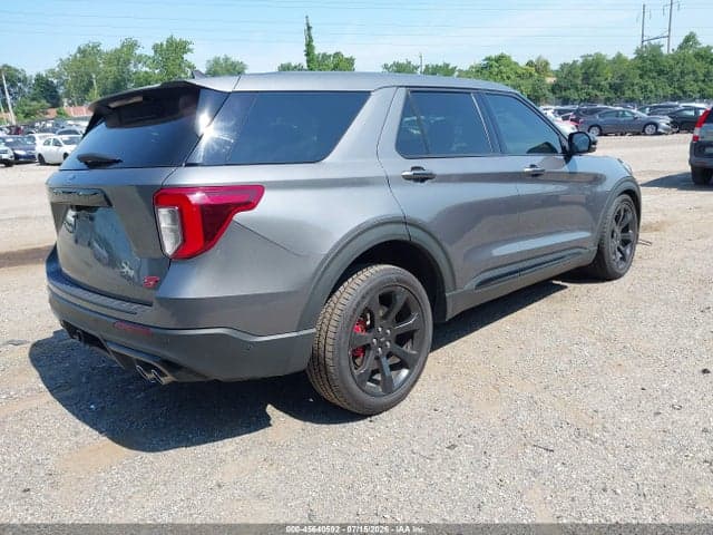 2022 FORD EXPLORER ST 4