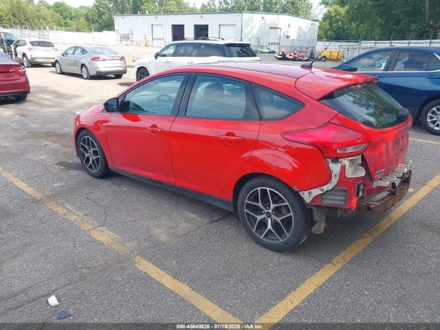 2017 FORD FOCUS SEL 3