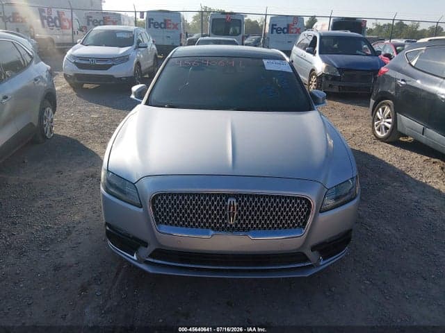 2017 LINCOLN CONTINENTAL RESERVE 12