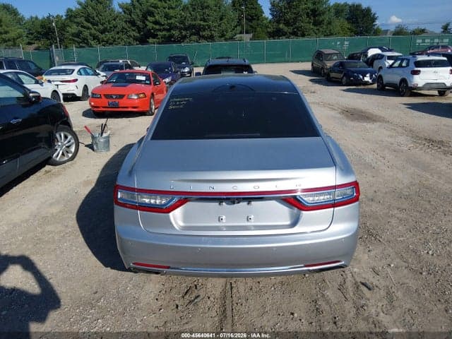 2017 LINCOLN CONTINENTAL RESERVE 16