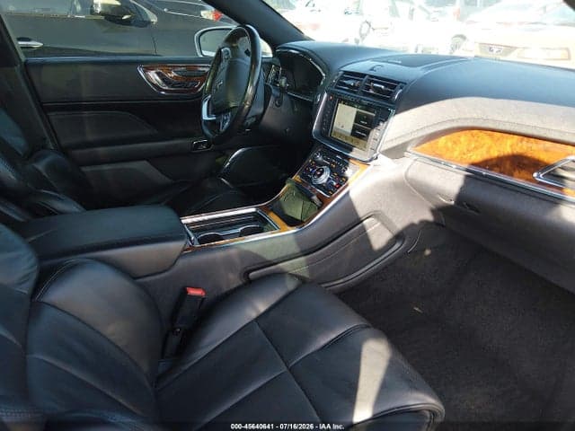 2017 LINCOLN CONTINENTAL RESERVE 5