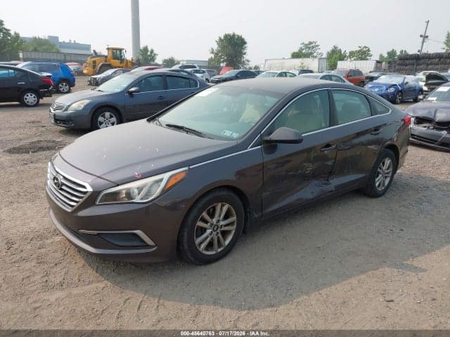 2017 HYUNDAI SONATA SE 2