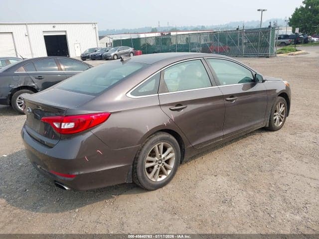 2017 HYUNDAI SONATA SE 4