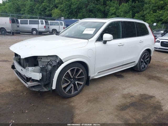 2018 VOLVO XC90 HYBRID T8 INSCRIPTION 2