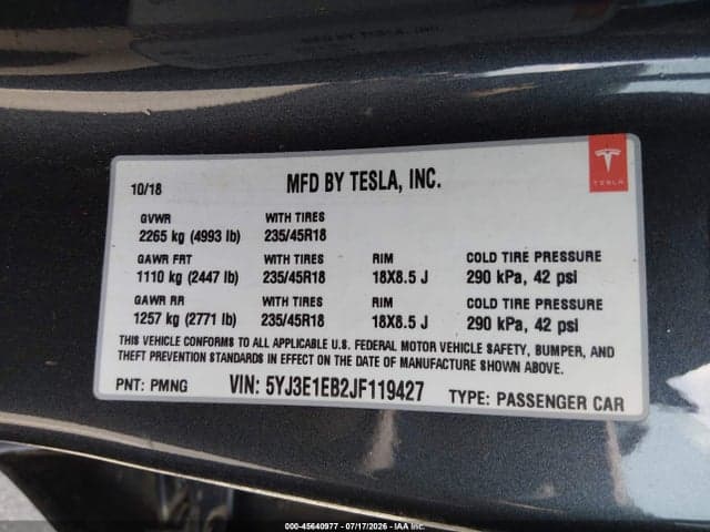 2018 TESLA MODEL 3 LONG RANGE/PERFORMANCE 9