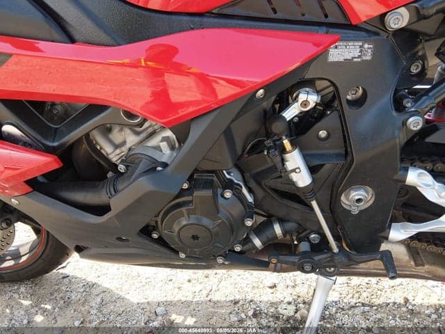 2024 BMW S 1000 RR 9