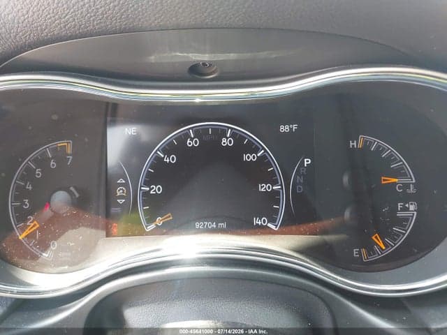 2019 JEEP GRAND CHEROKEE LAREDO E 4X4 7