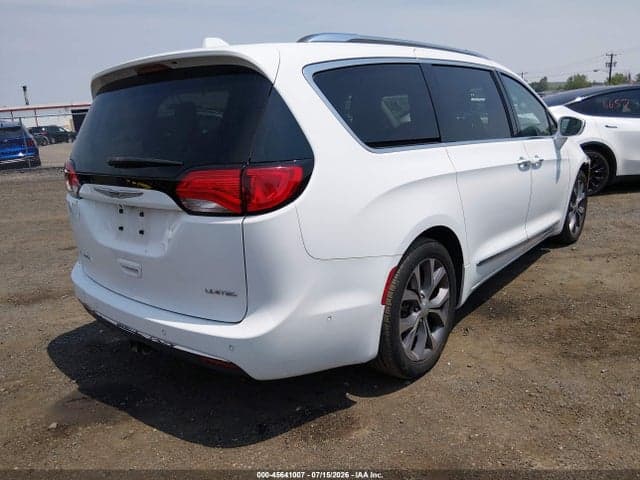 2019 CHRYSLER PACIFICA LIMITED 4