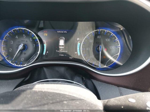 2019 CHRYSLER PACIFICA LIMITED 7