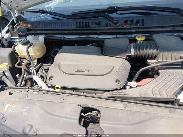2019 CHRYSLER PACIFICA LIMITED 10