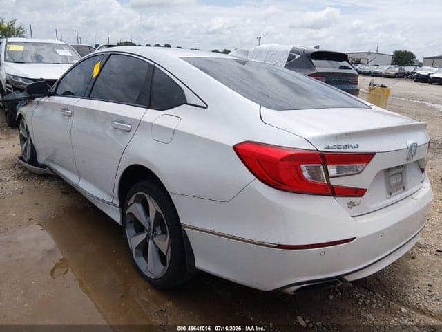 2018 HONDA ACCORD TOURING 3