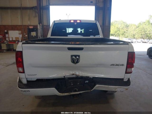2019 RAM 1500 CLASSIC EXPRESS 4X4 6'4 BOX 16