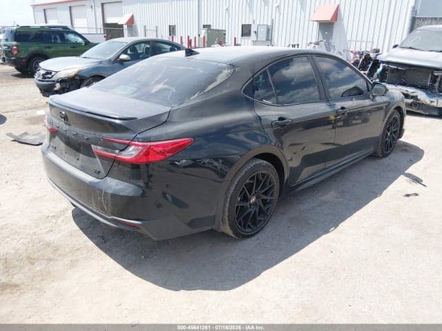 2026 TOYOTA CAMRY SE 4