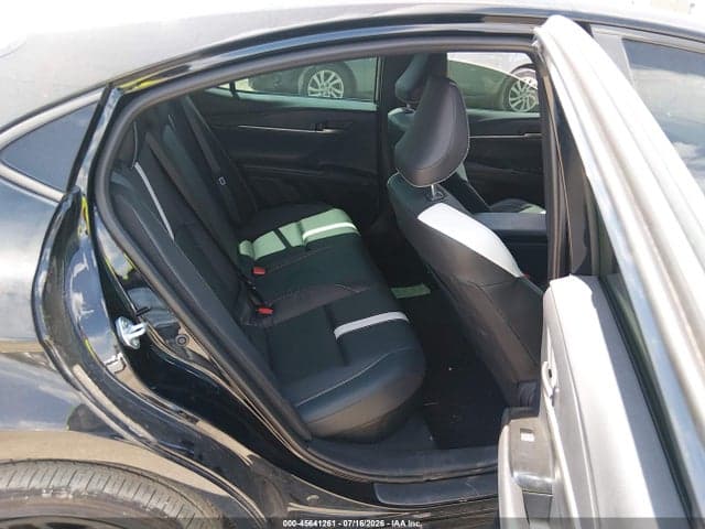 2026 TOYOTA CAMRY SE 8