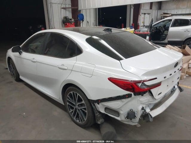 2025 TOYOTA CAMRY XLE 3