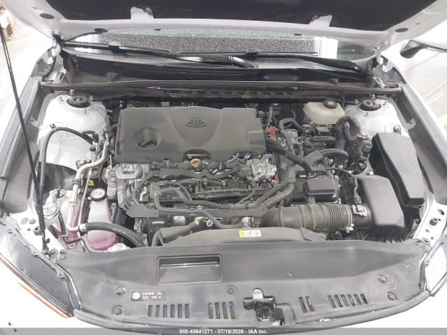 2025 TOYOTA CAMRY XLE 10