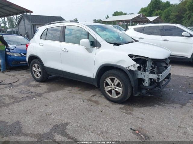 2020 CHEVROLET TRAX AWD LT - 1