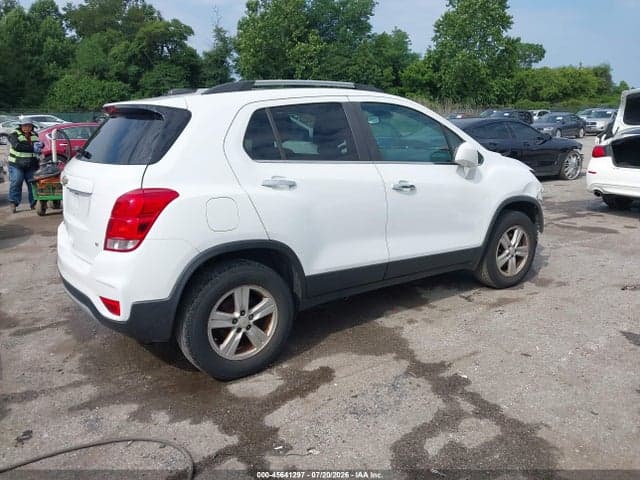 2020 CHEVROLET TRAX AWD LT 4